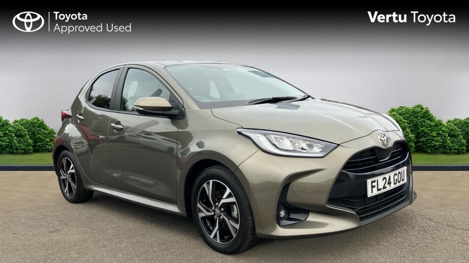 Toyota Yaris 1.5 Hybrid Design 5dr CVT Hybrid Hatchback